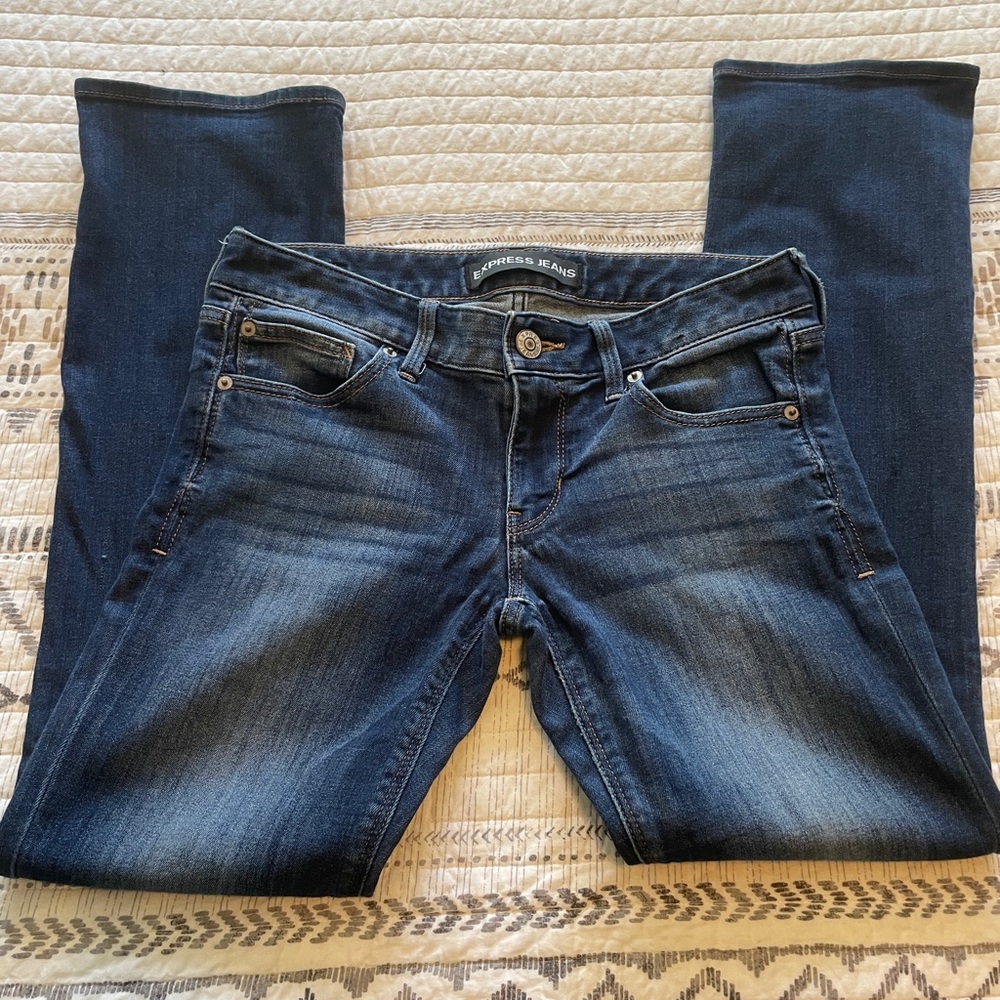 LOW RISE Black BARELY BOOT JEANS